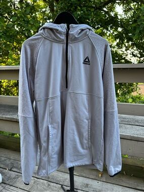 Reebok Gray Quarter-Zip Sweatshirt | Medium
